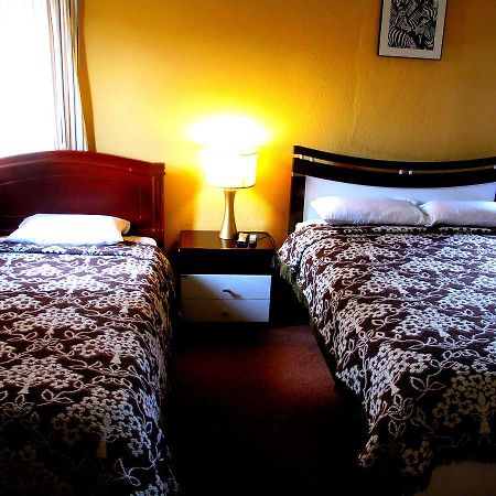 Aqua Hostal Mabel Cuenca Eksteriør bilde