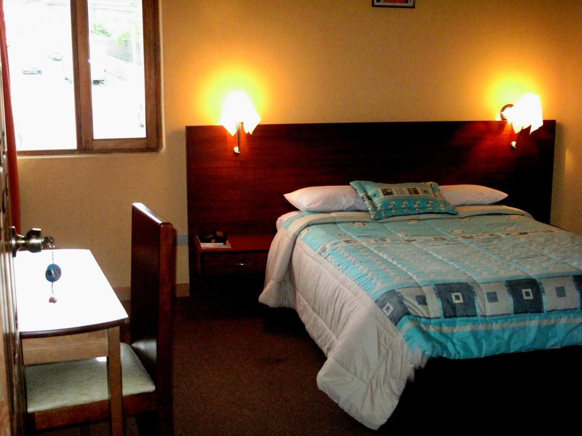 Aqua Hostal Mabel Cuenca Eksteriør bilde