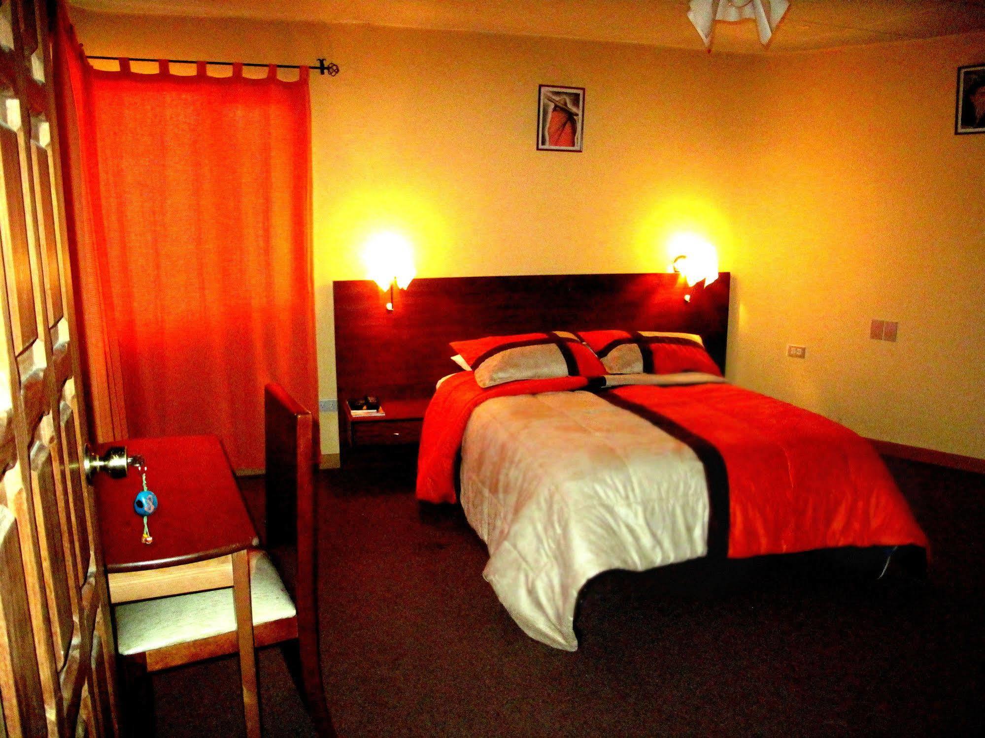 Aqua Hostal Mabel Cuenca Eksteriør bilde